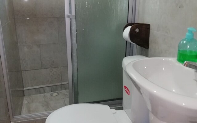 Hotel La Casa Amarilla City