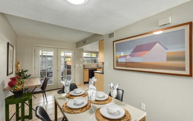 Lodge Townhouse 2 Bedroom Townhouse by Redawning