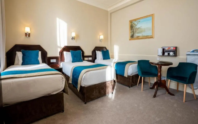 Harcourt Hotel