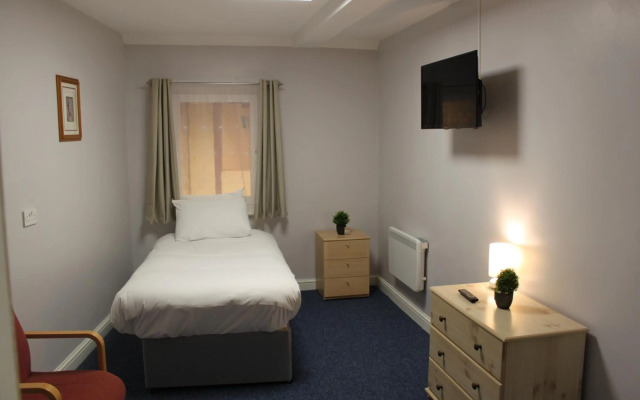 Redwings Lodge Baldock