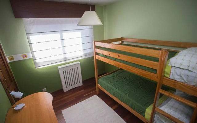 Apartment in Santiago de Compostela 100698