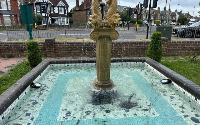 Acorn Lodge Gatwick