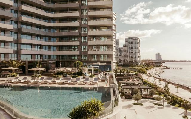 JW Marriott Hotel Istanbul Marmara Sea