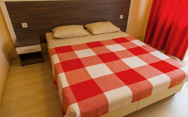 Juzhnyj bereg (Lermontovo)