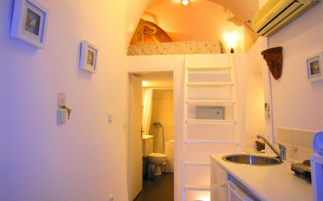 Aeolos Art and Eco Suites - Adults Only
