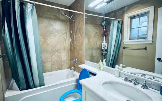 Vancouver Luxury Homestay