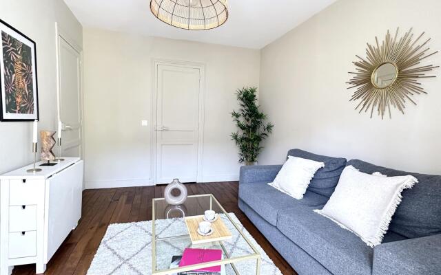 Arc de Triomphe - Spacieux appartement - B 1626