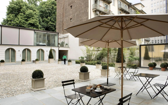 Opera 35 Boutique Hotel