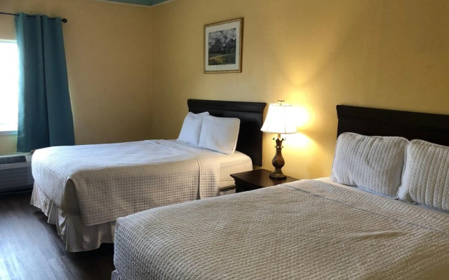 Deluxe 6 Inn & Suites