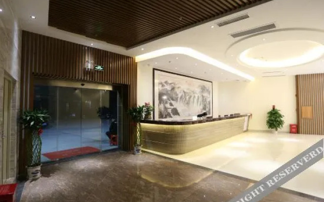 Yuefeng Hotel (Yangjiang Bus Terminal, Wal-Mart)