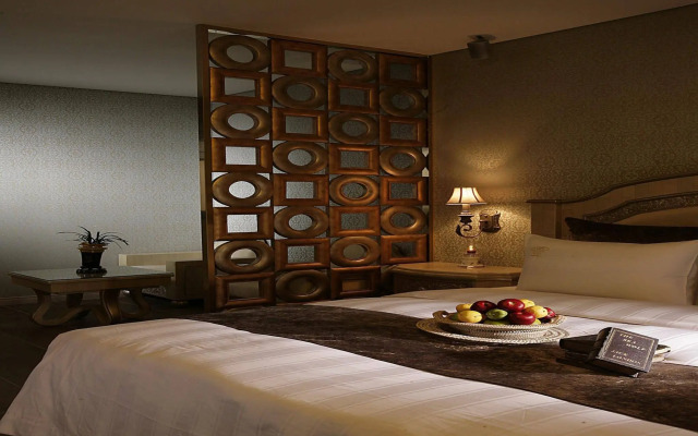 SR Suites Pangyo