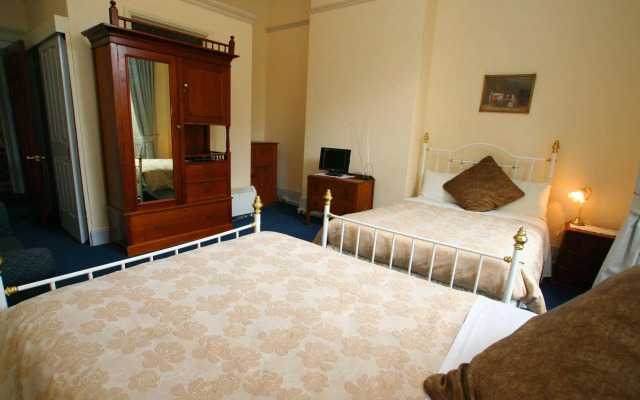 The Lodge on Elizabeth