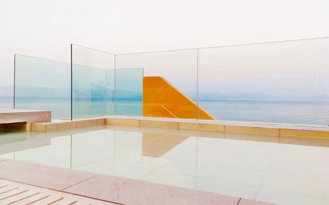 Sea & Cliff Luxury Suites byCorfuescapes