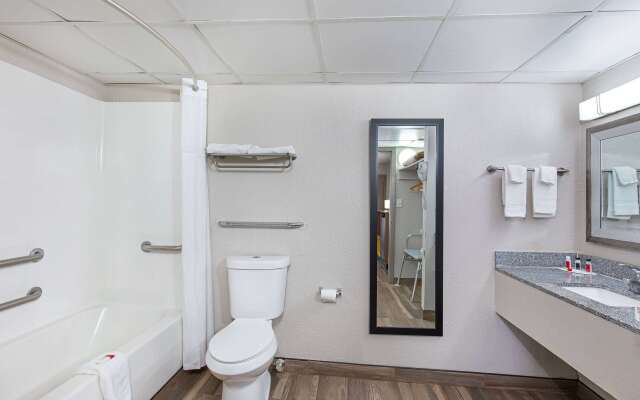 Days Inn by Wyndham Knoxville North