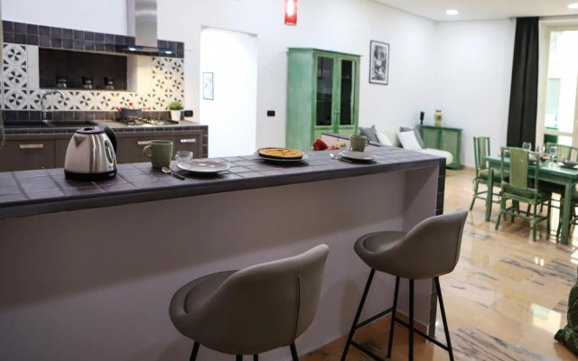 Modern Apartment at Piazza del Ges