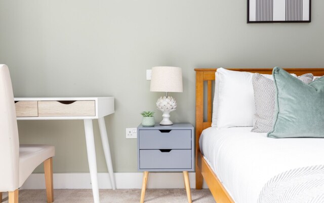 The Islington Apartment
