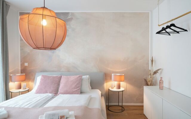 Vienna Heights Premium Apartments