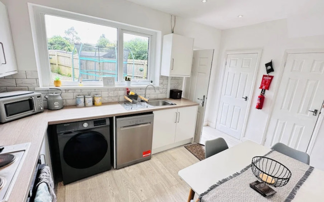 Pengam House