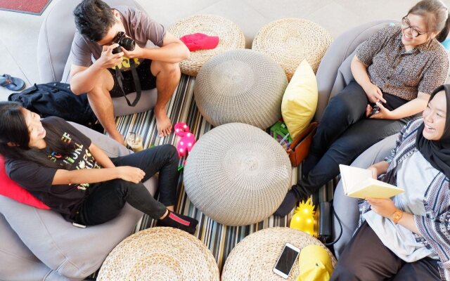 The Social House - Coliving & Hostel