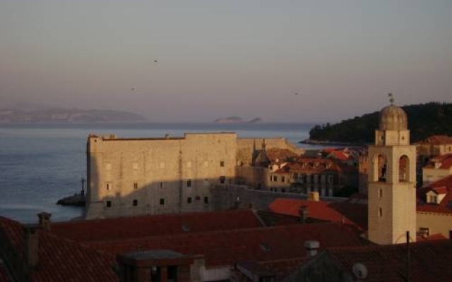 Centre Old Town Apartments