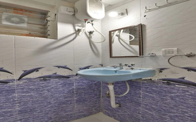D K Guest House by OYO Rooms
