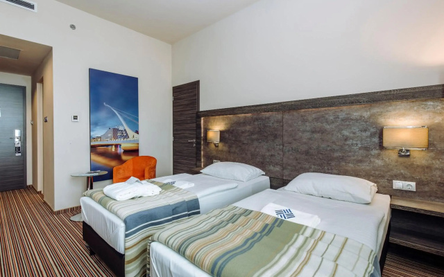 ETO Park Hotel Business & Stadium