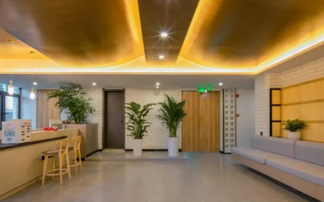 Yuedu Hotel Yuedu (Kaili International Trade Shopping Center Grand Cross Branch) – Lobby – Qiandongnan