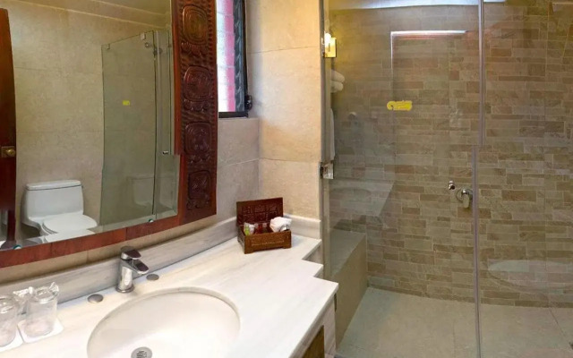 Hotel Camino Real Tikal
