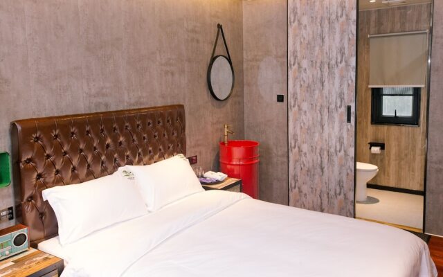 Wild Luxury Holiday Camp