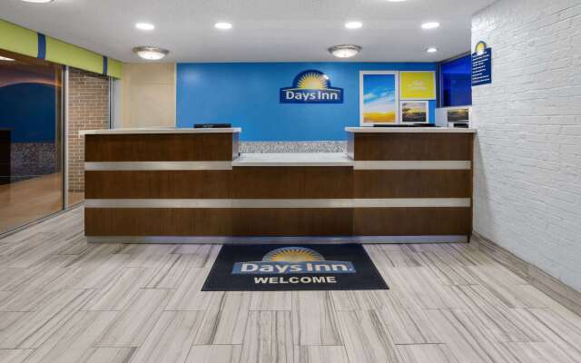 Days Inn by Wyndham Forsyth