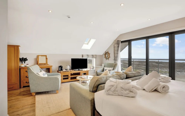 Captain's Cove - North East Escapes