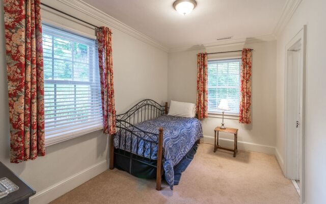 The Monte Vista Hotel