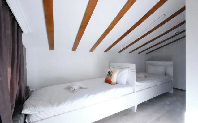 Rota Gezgi̇n Pansi̇yon