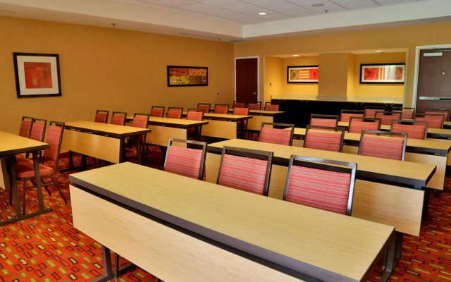 Courtyard by Marriott Biloxi North/D'Iberville