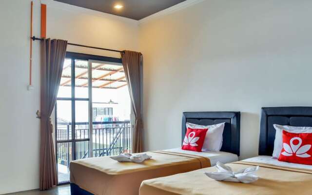 ZEN Rooms Adisucipto Airport - Hostel