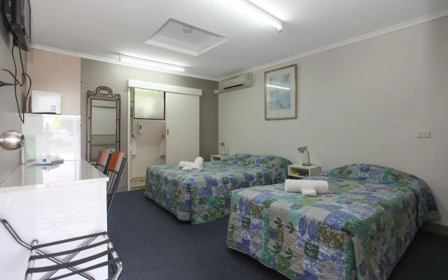 Tandara Hotel Motel