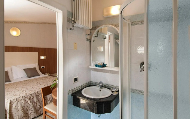 Hotel Lina