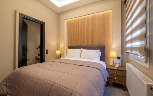 Maison De Luxx A8 Central