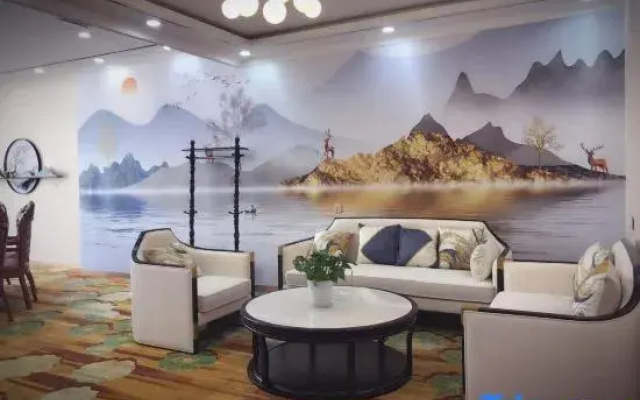 Zhongyuan International Hotel