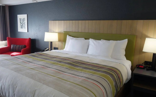 Country Inn & Suites by Radisson, Pigeon Forge South, TN