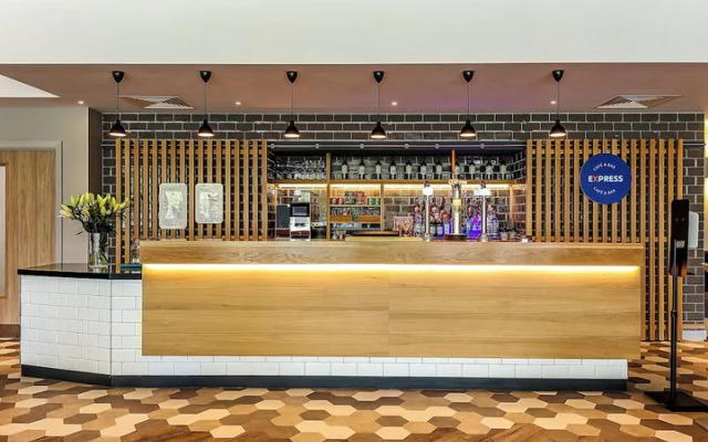 Holiday Inn Express Brussels Airport