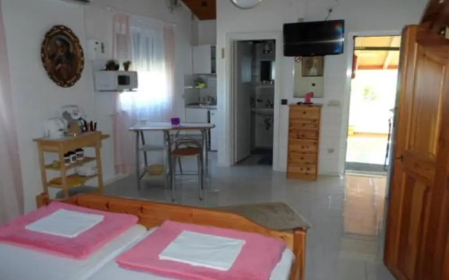 Branko - 150m From the sea - SA2