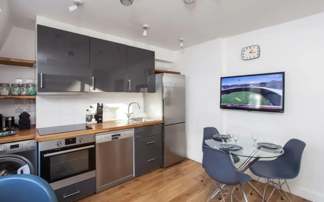Quality Apartment Shaftersbury Avenue