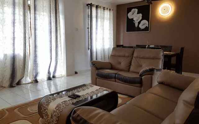 Anjung Apartment & Breakfast
