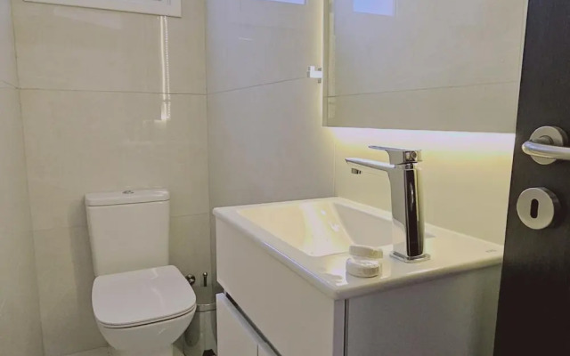 104 NIC - 303 Stay Cosmo City Suite