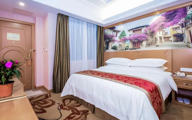 Vienna Hotel Wuhan Lengjiao Lake Wanda Metro