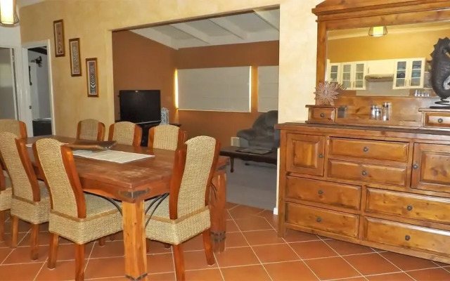 Beach Trails Retreat - Close to Beach & Pet Friendly