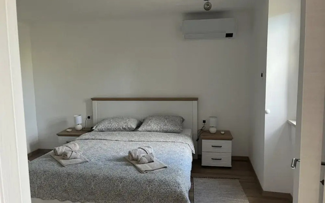 Elegant Lovran Apartment With Garden