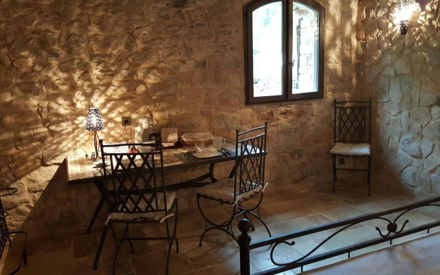Le Donjon des Combes