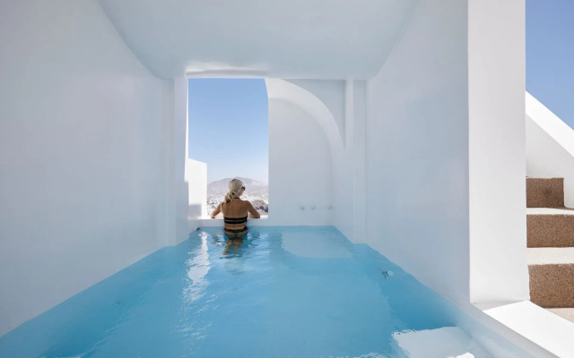 Olia Villas & Suites